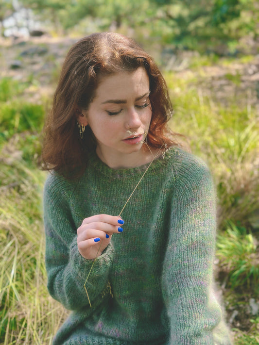 Hand Knit Sweatshirt in Chameleon