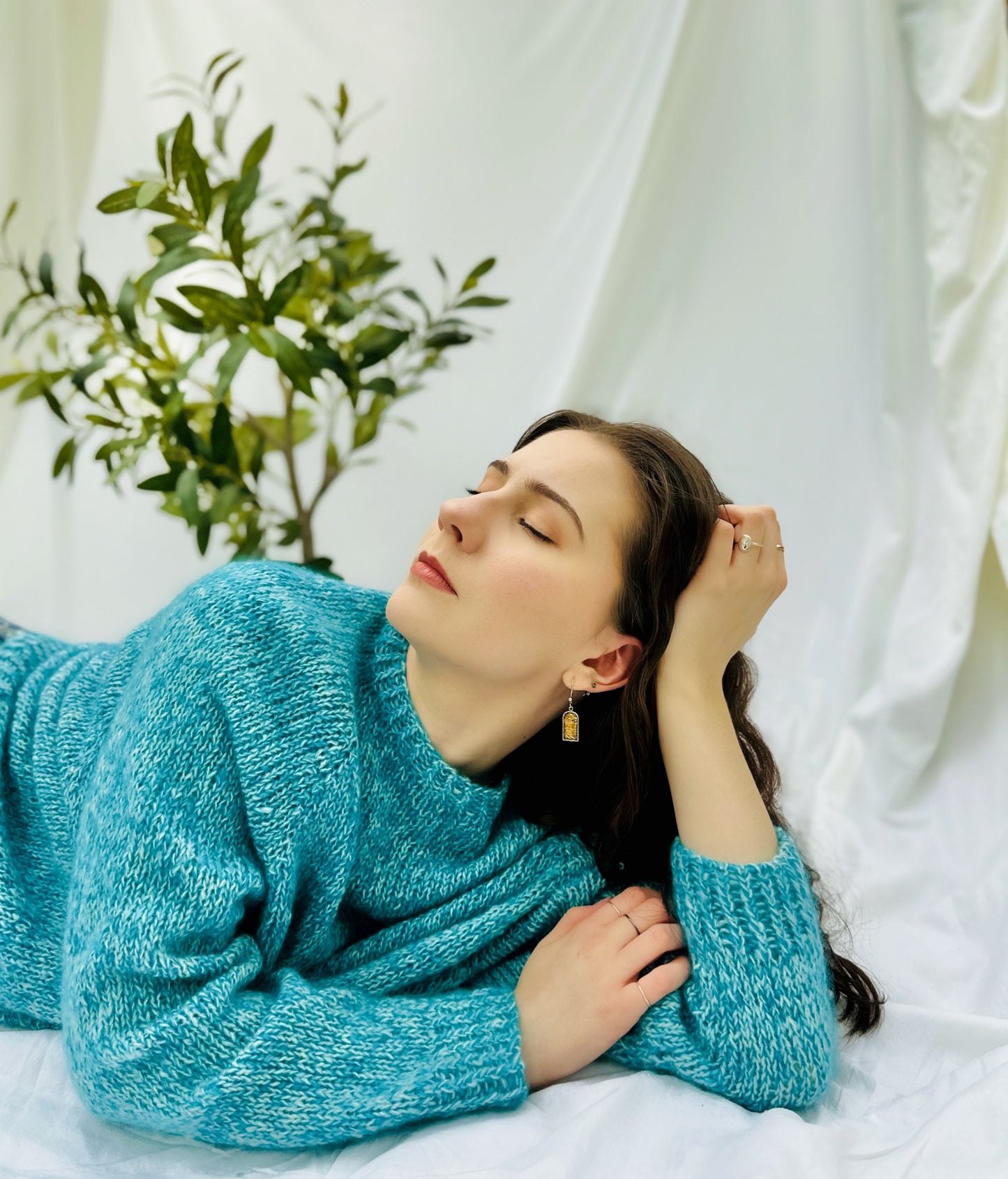 Hand Knit Sweatshirt in Capri